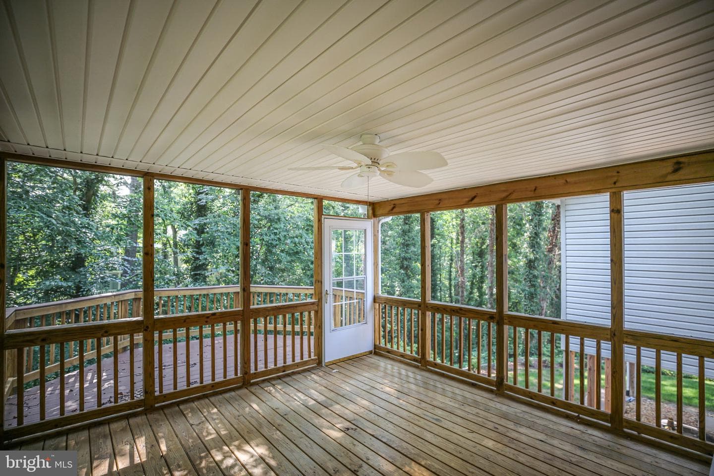 9712 Gunston Hall Road photo 29