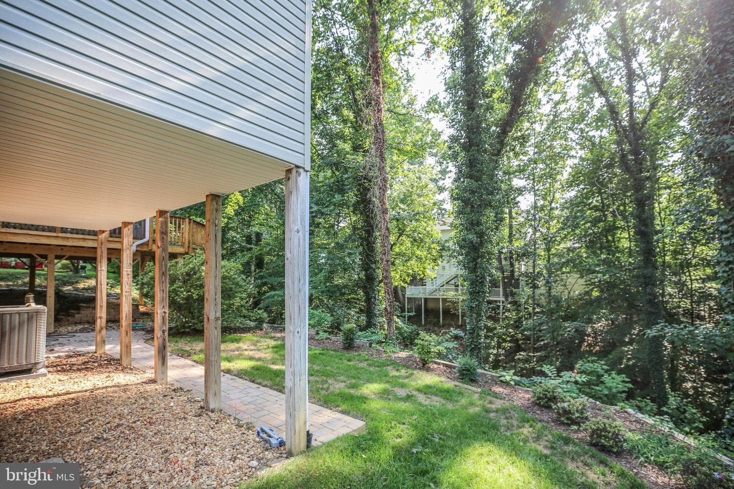 9712 Gunston Hall Road photo 32