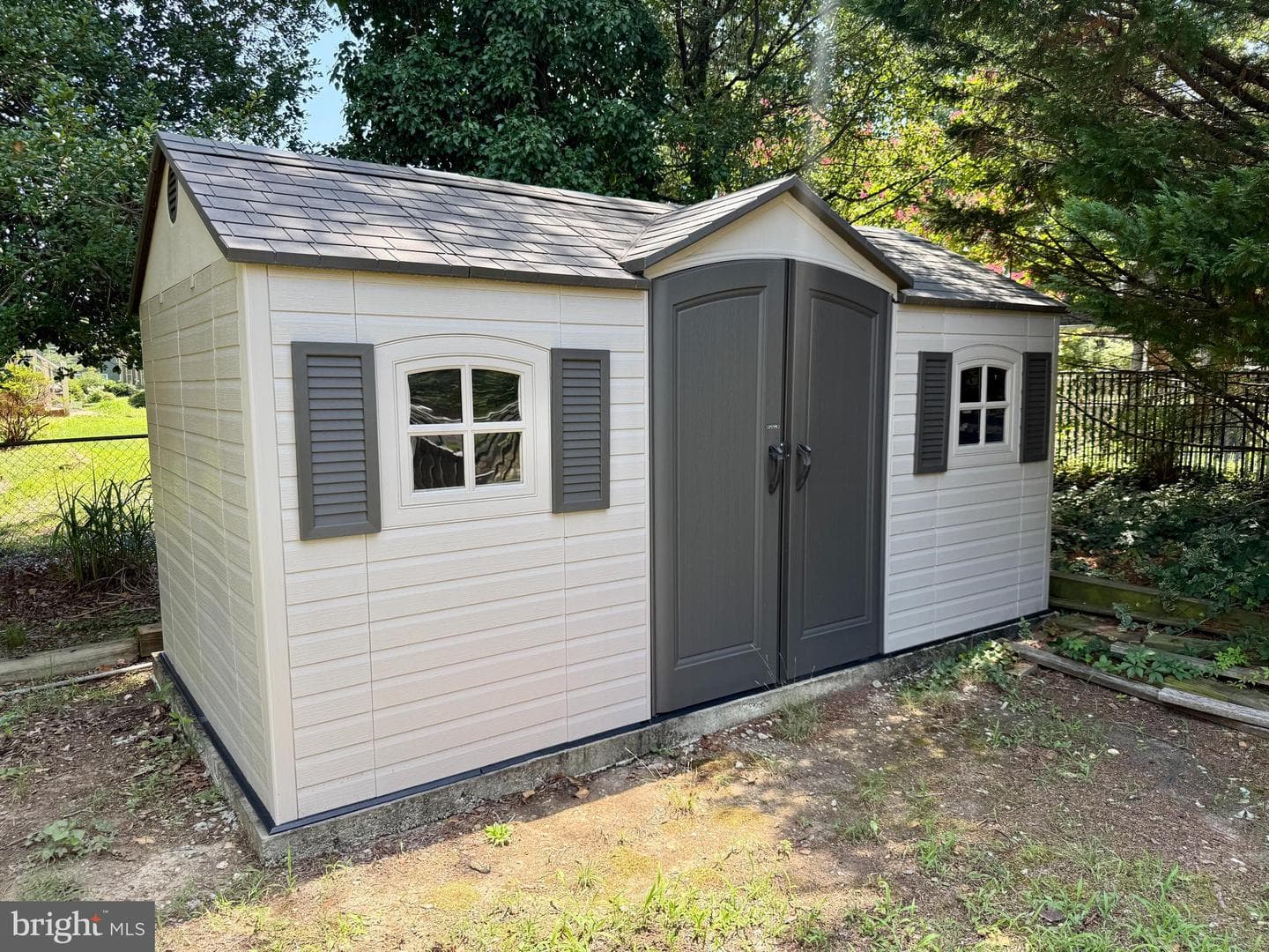 300 Beechnut Street photo 24