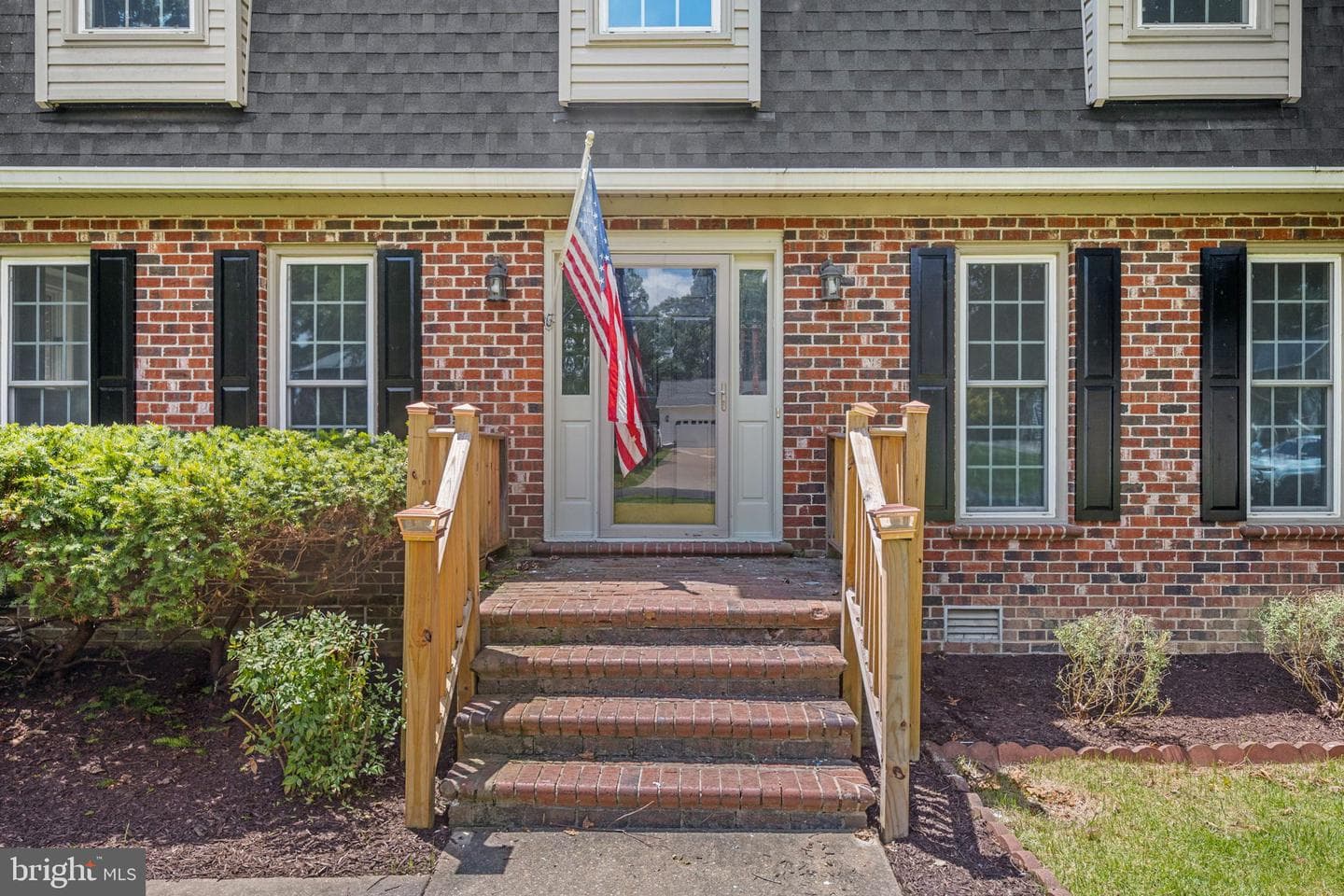 9 Sanford Circle photo 5