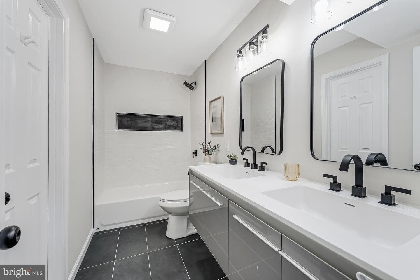 11913 Hunting Ridge Drive photo 23