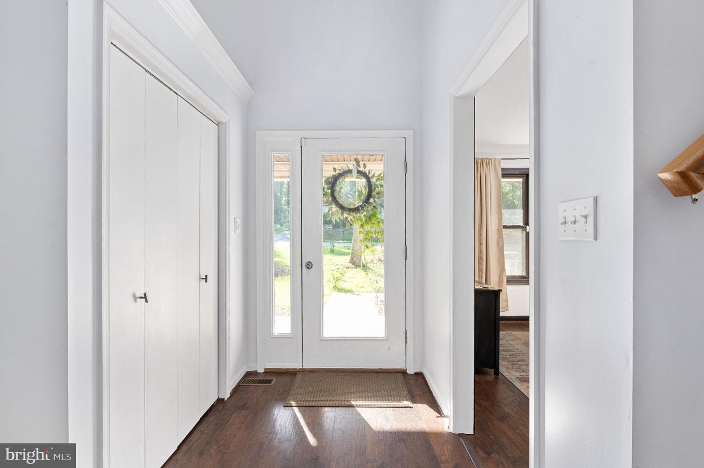 12504 Hawkins Lane photo 19