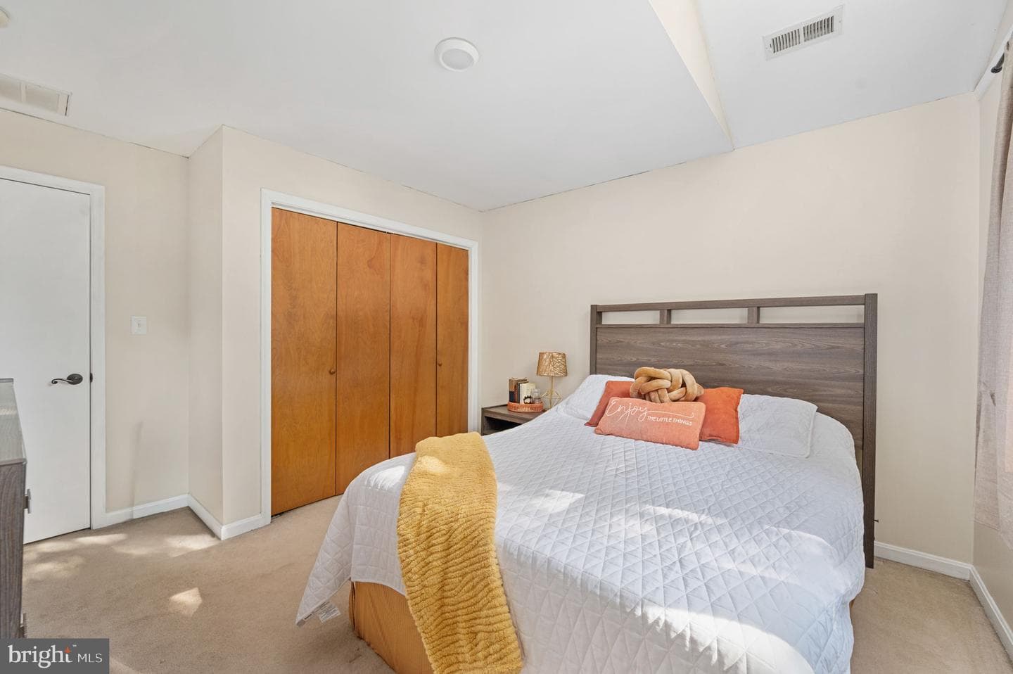 12504 Hawkins Lane photo 54