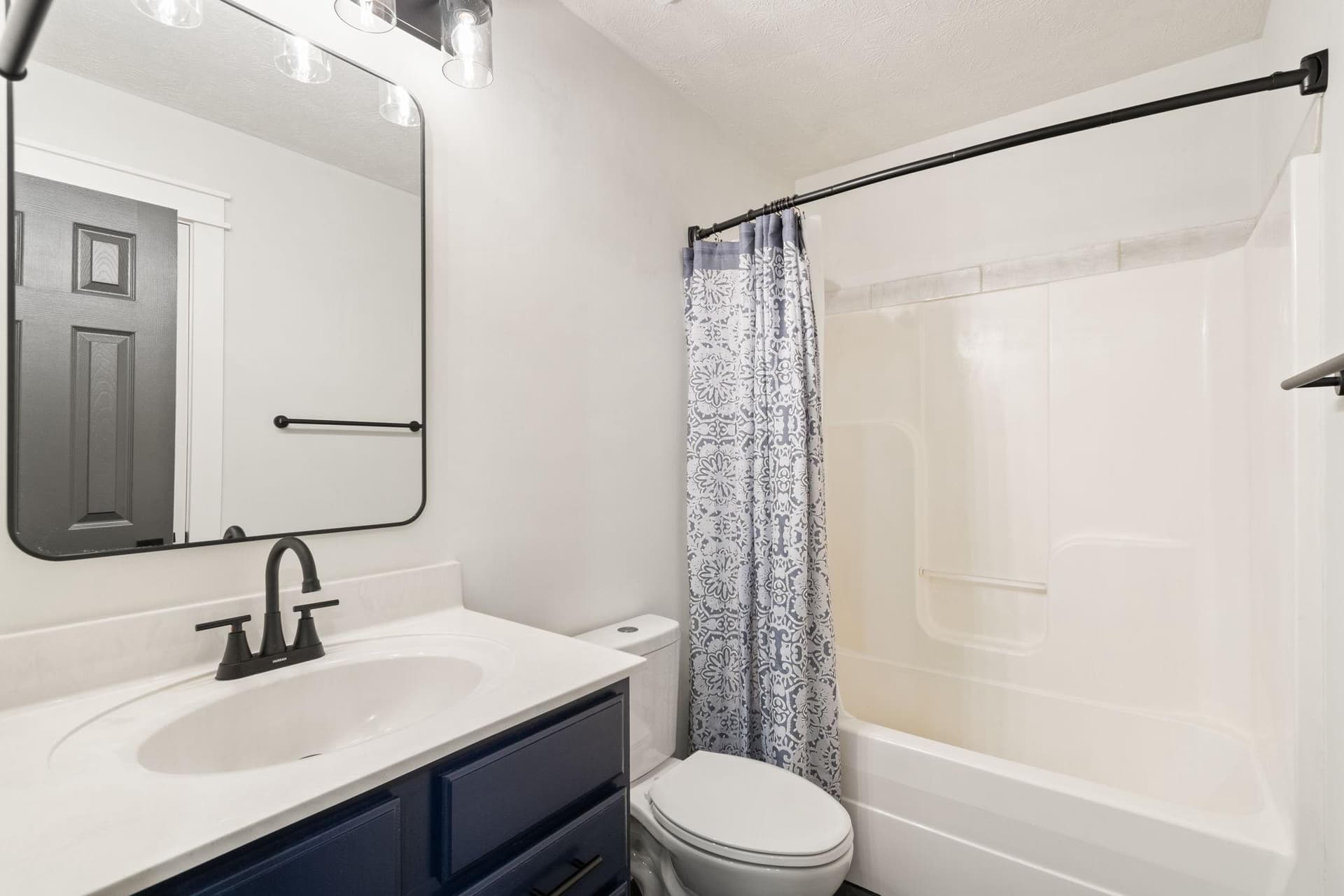 9516 Post Lane photo 39