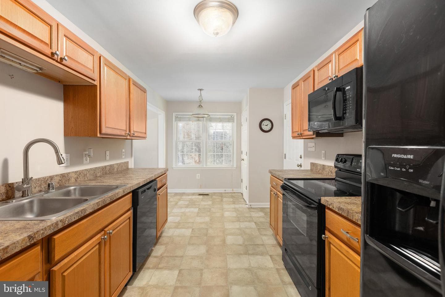 10416 Hillside Lane photo 21