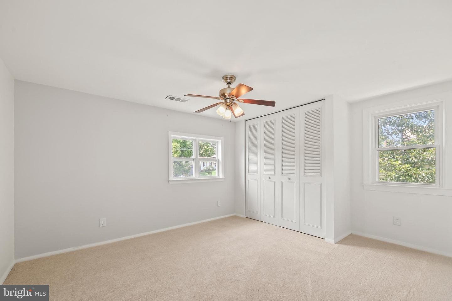 5062 Macnamara Drive photo 36