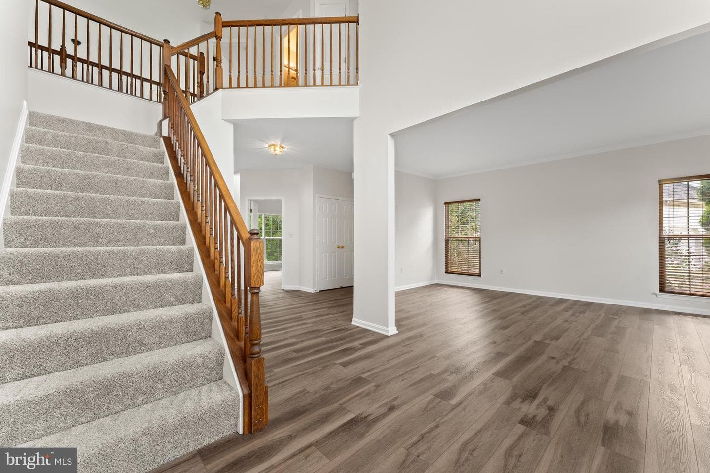 5610 Heritage Hills Circle photo 3