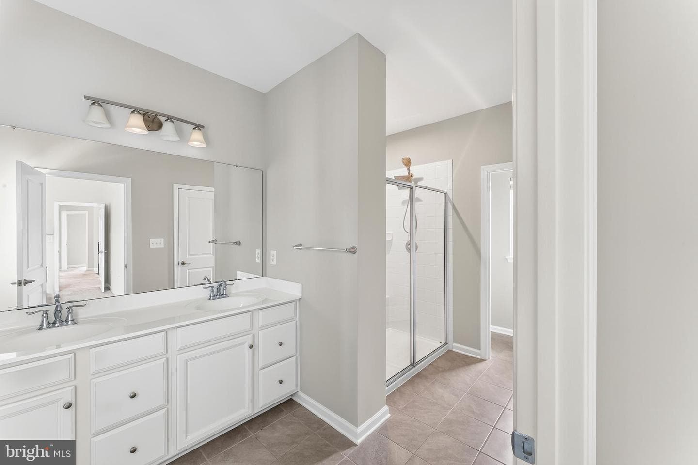 6611 Shelton Lane photo 41