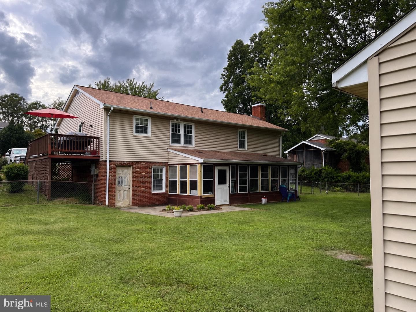 11511 Silverleaf Lane photo 2