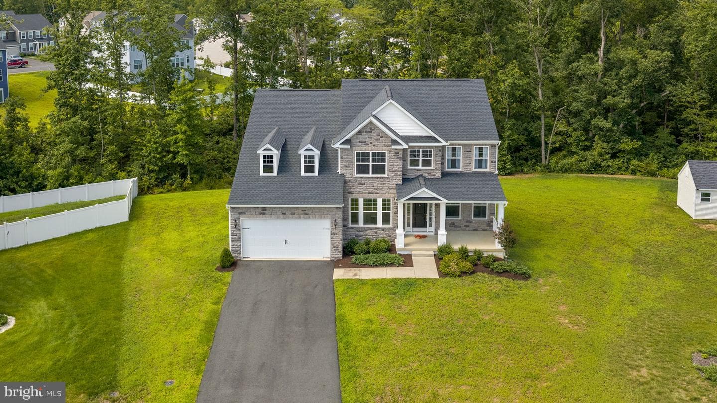 9312 Spring Hill Lane photo 4