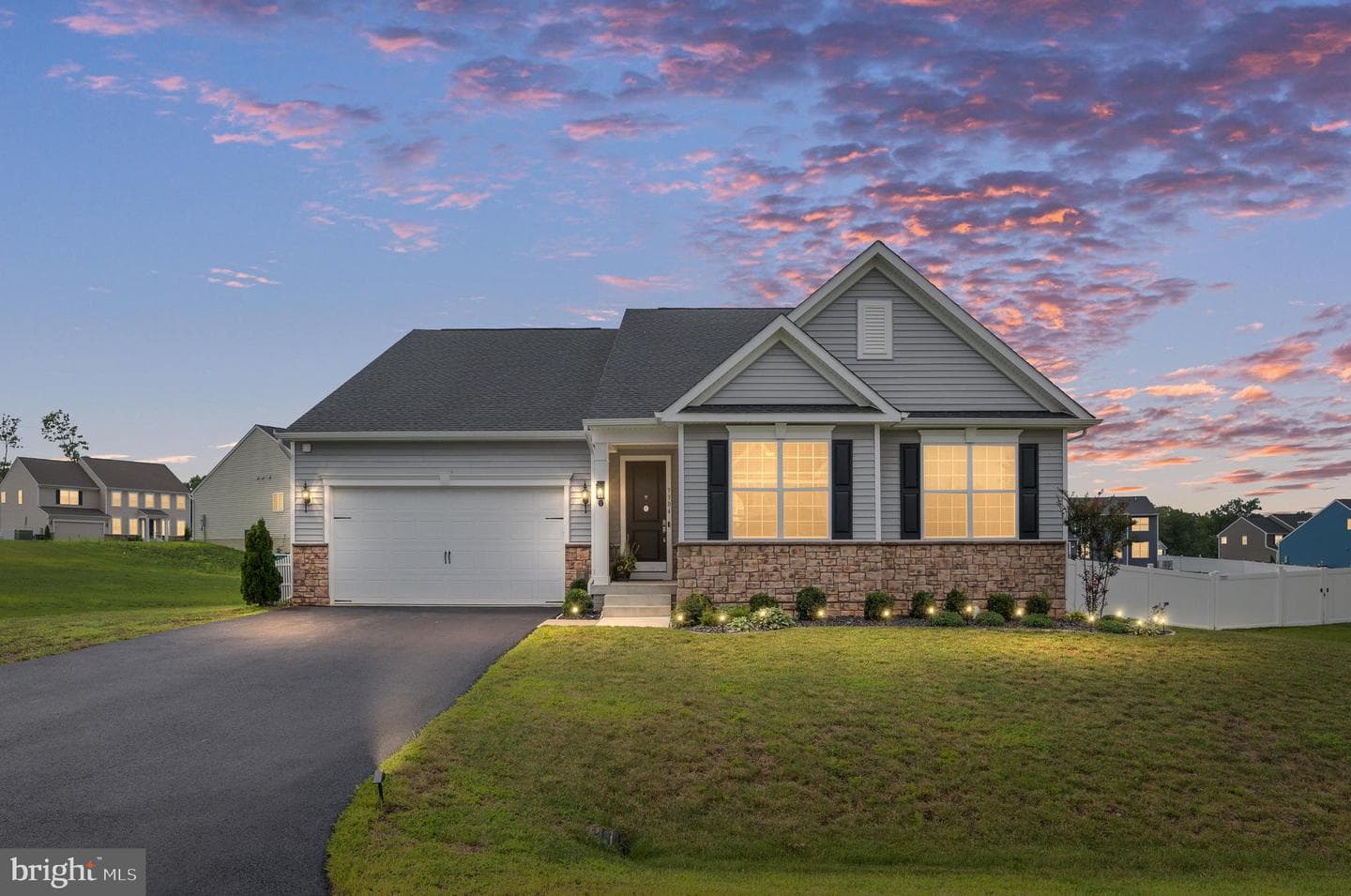 9304 Spring Hill Lane photo 1
