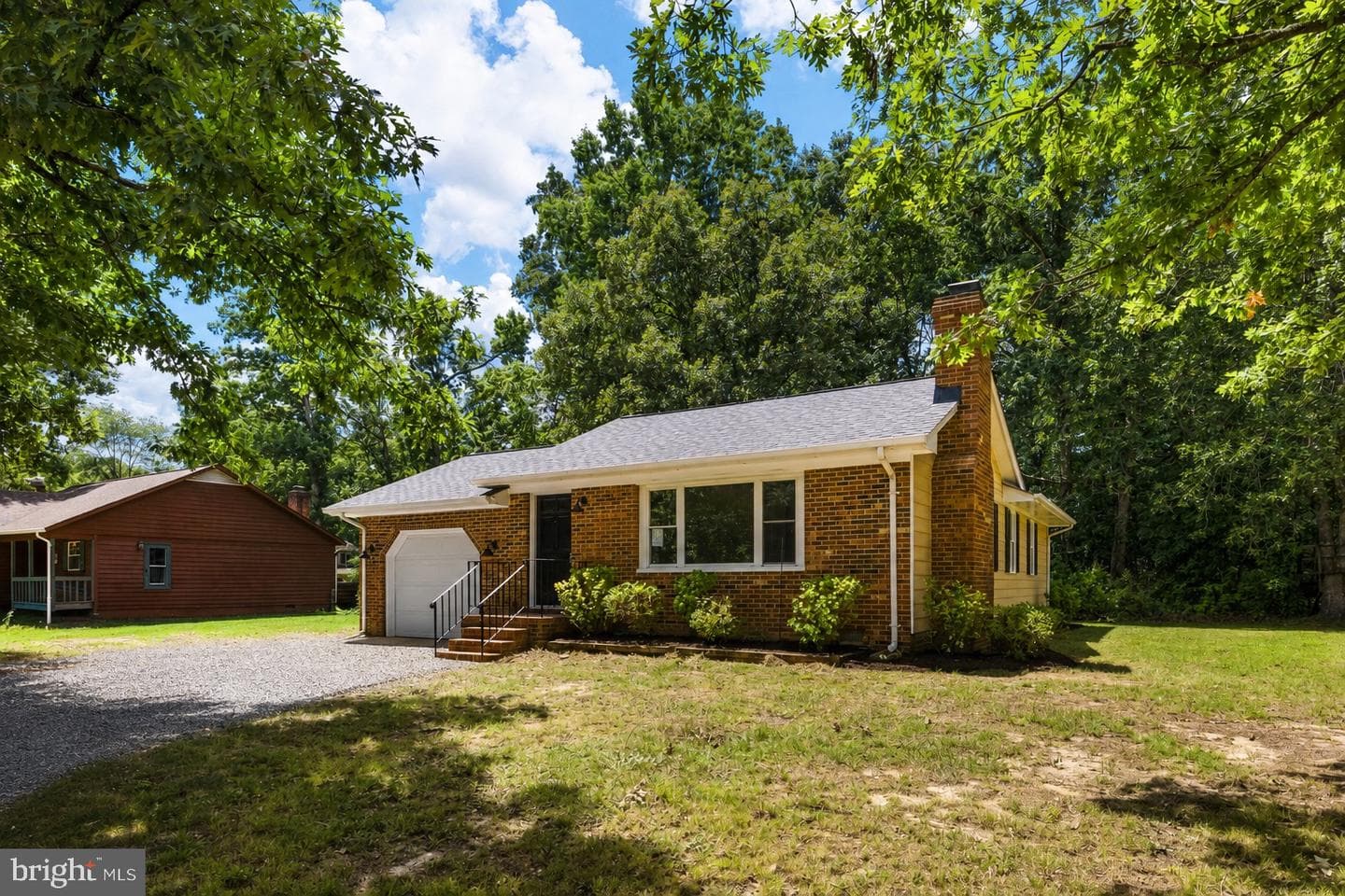 204 Pleasants Drive photo 1