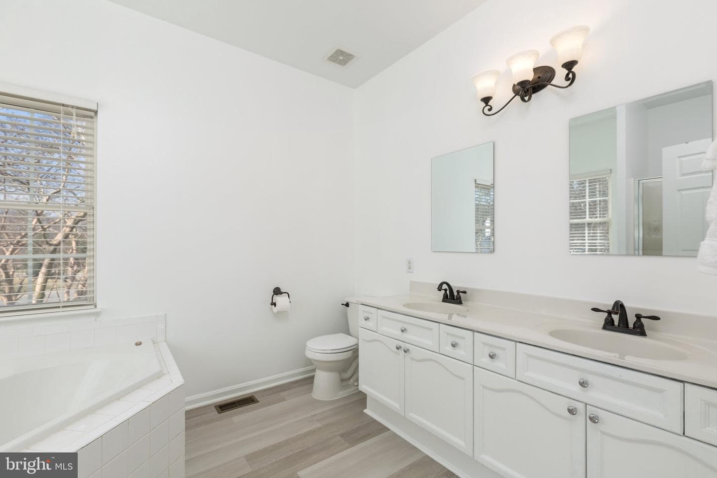 48 Basalt Drive photo 13