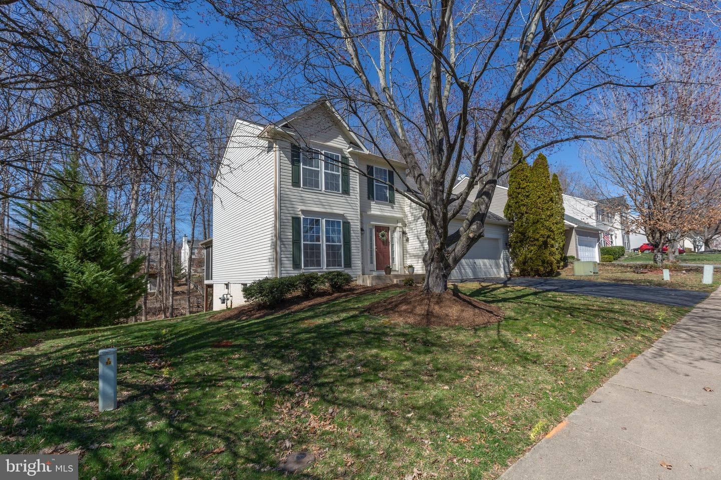 11 Emerald Drive photo 4