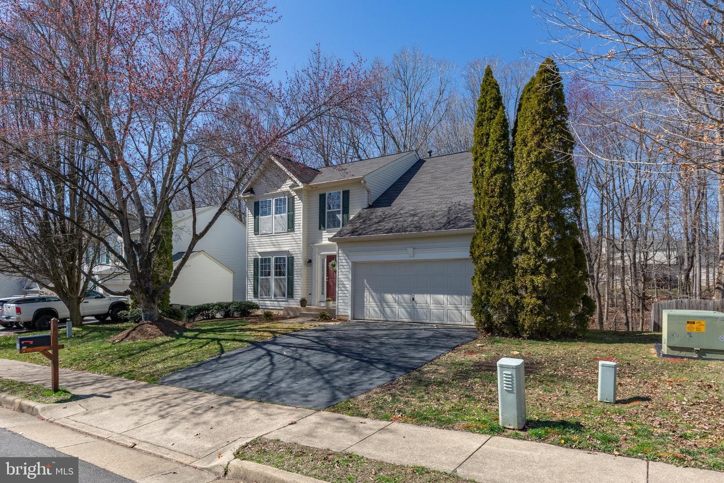 11 Emerald Drive photo 5