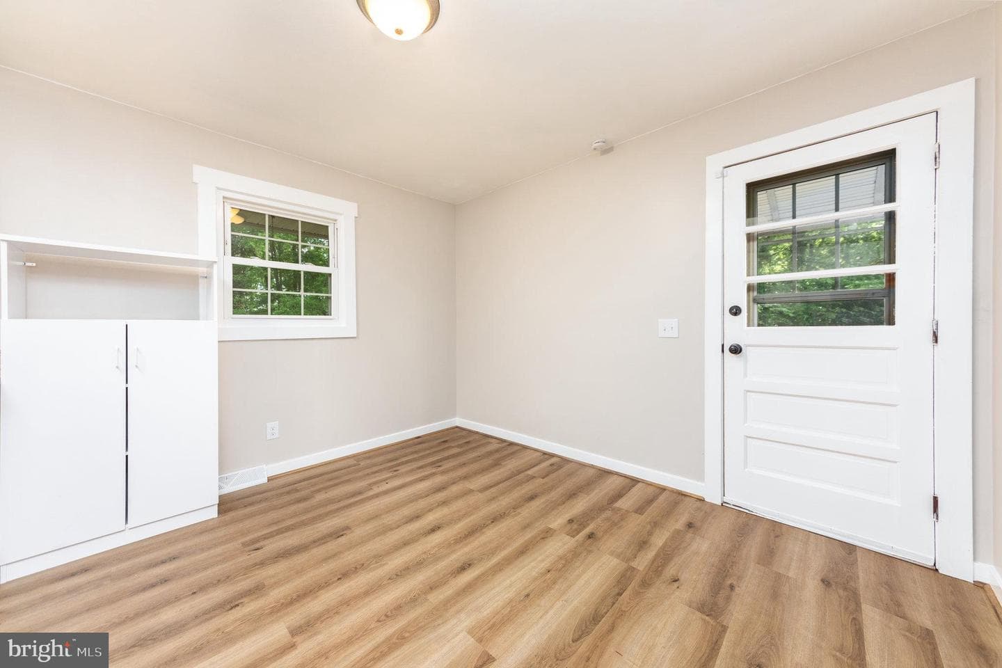 302 Walnut Drive photo 13
