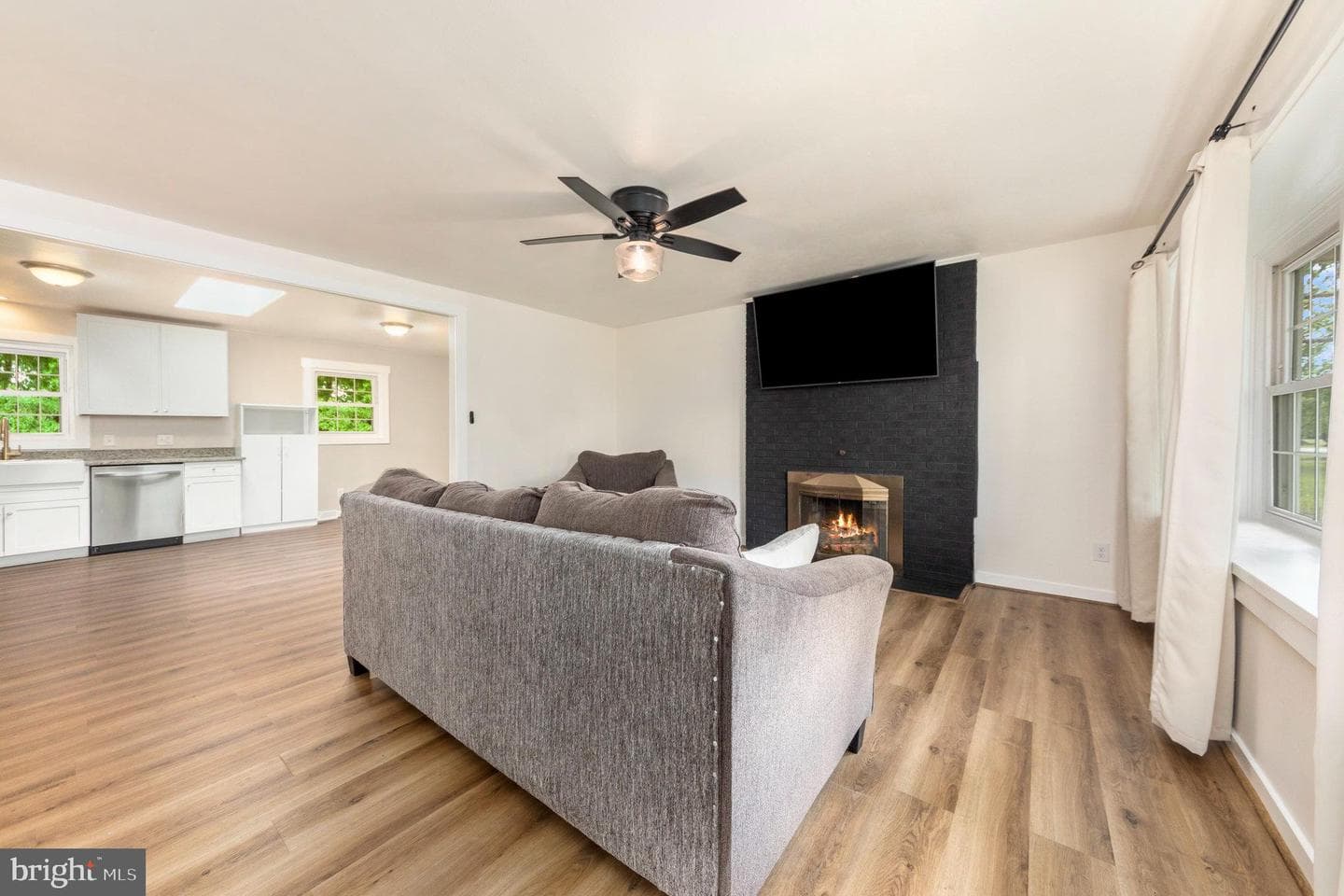 302 Walnut Drive photo 6