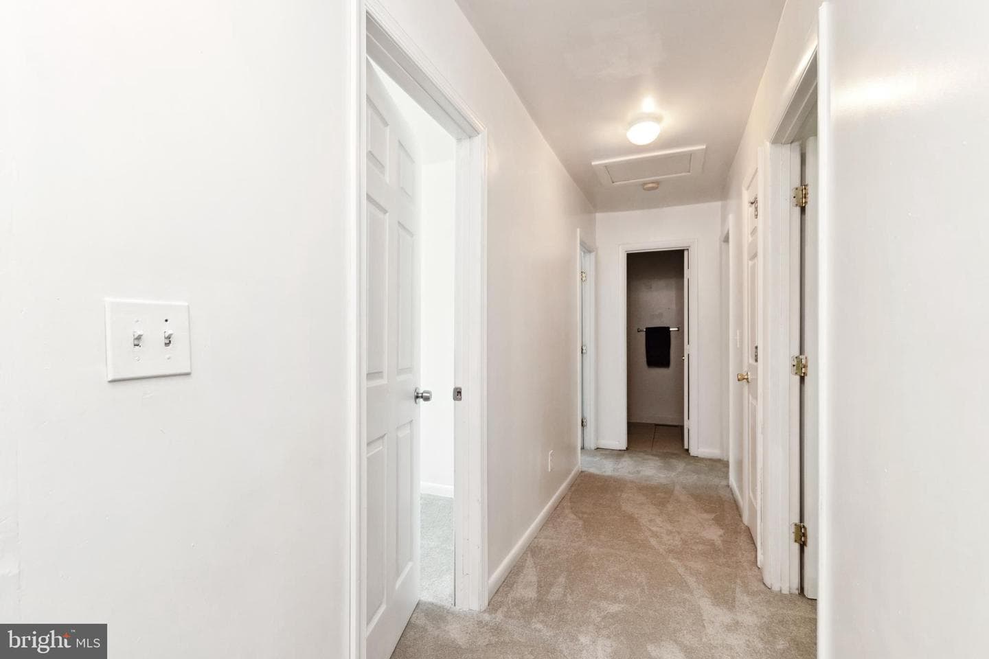 808 Bellows Avenue photo 11