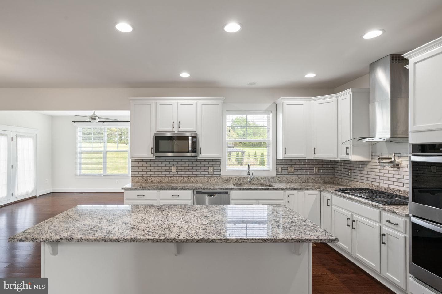 118 Seth Drive photo 32