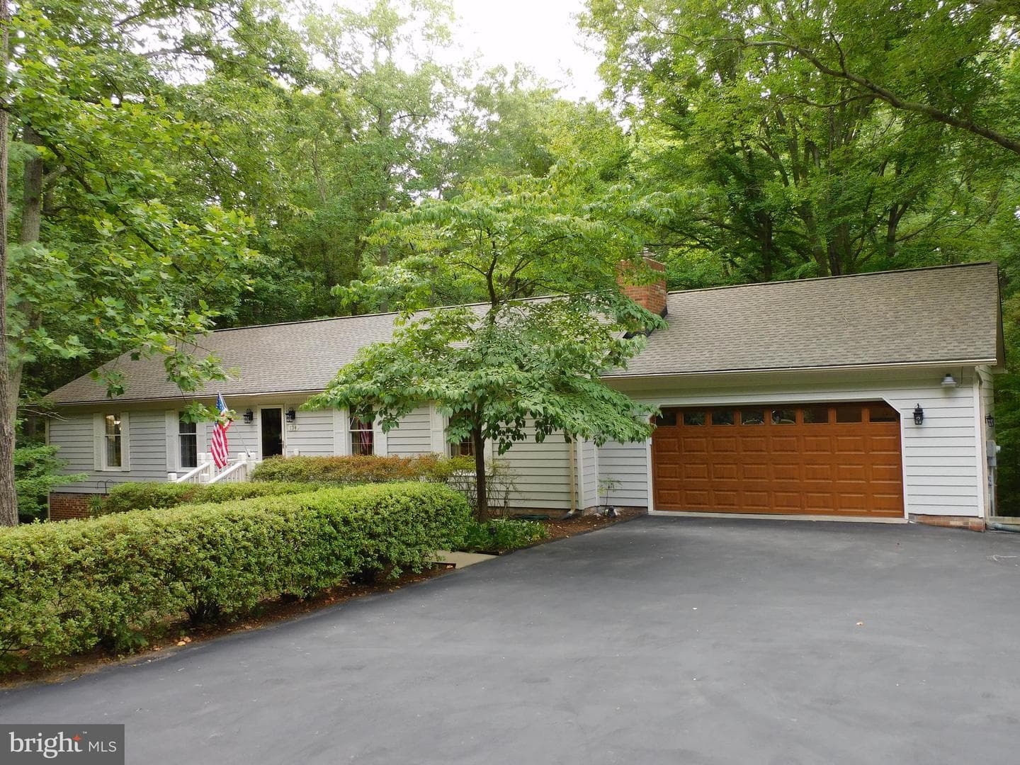 134 Hamlin Drive photo 1