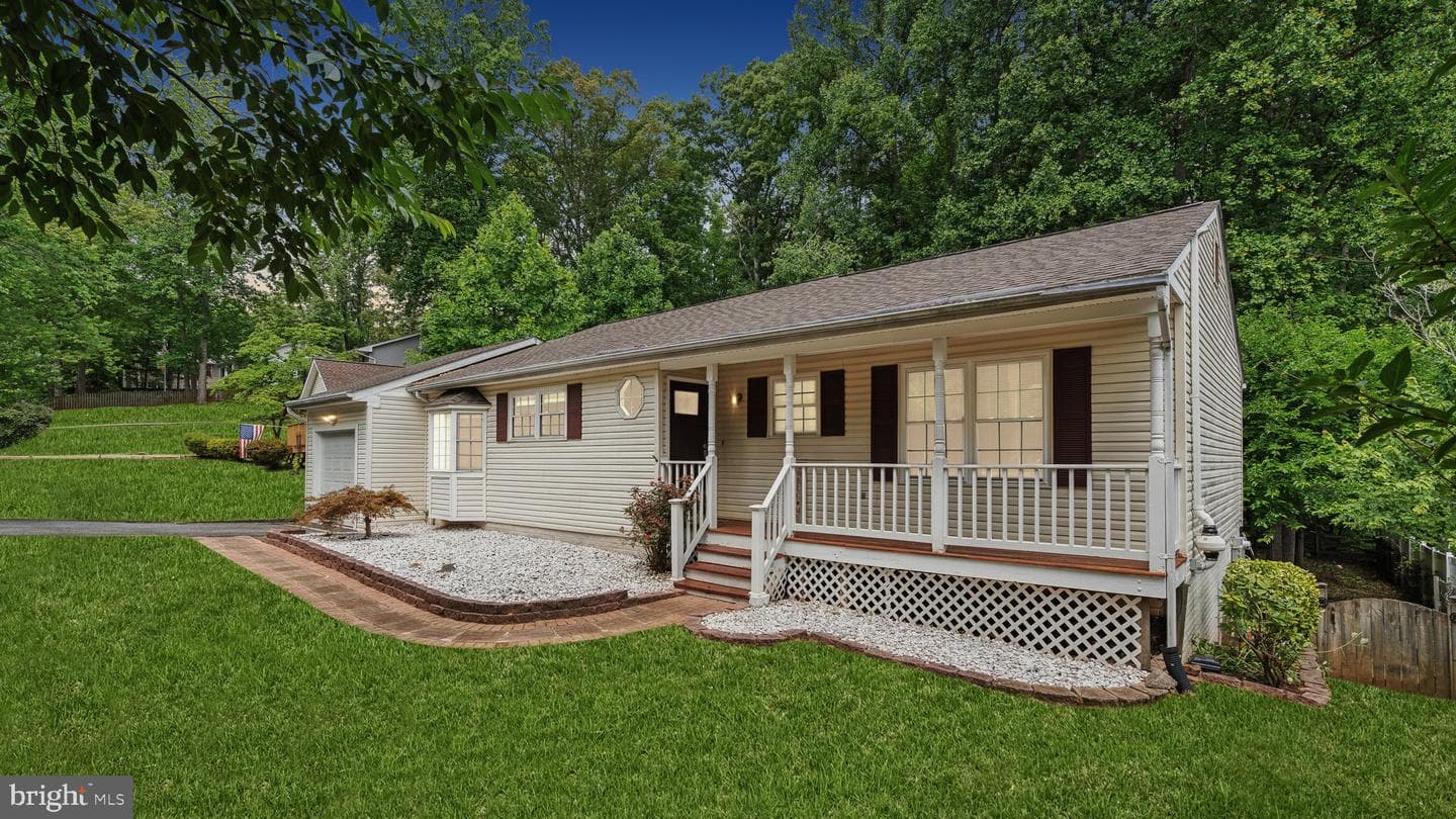 9 Rocky Stone Drive photo 2