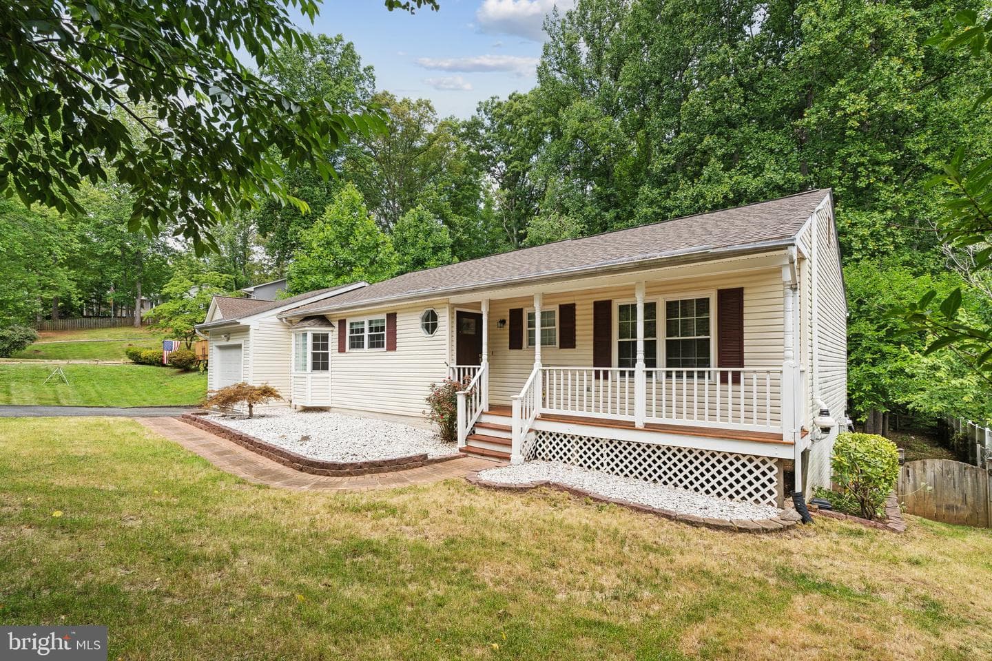 9 Rocky Stone Drive photo 4
