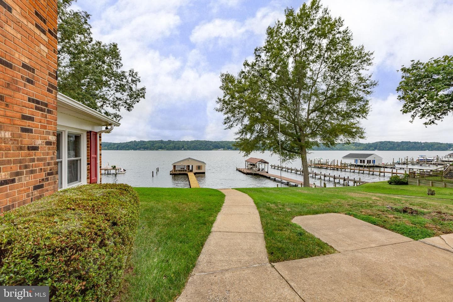 65 Woodrow Drive photo 2