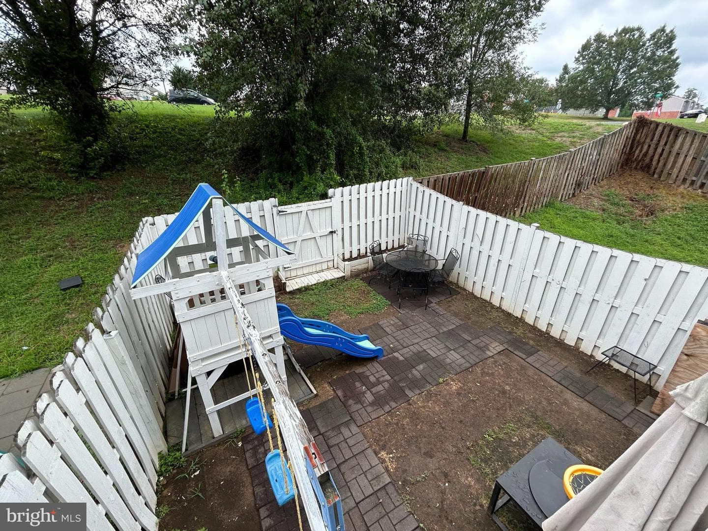 102 Sedgwick Court photo 18