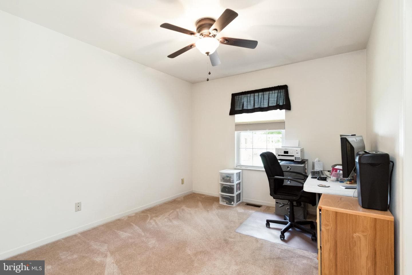 18 Hamlin Drive photo 14