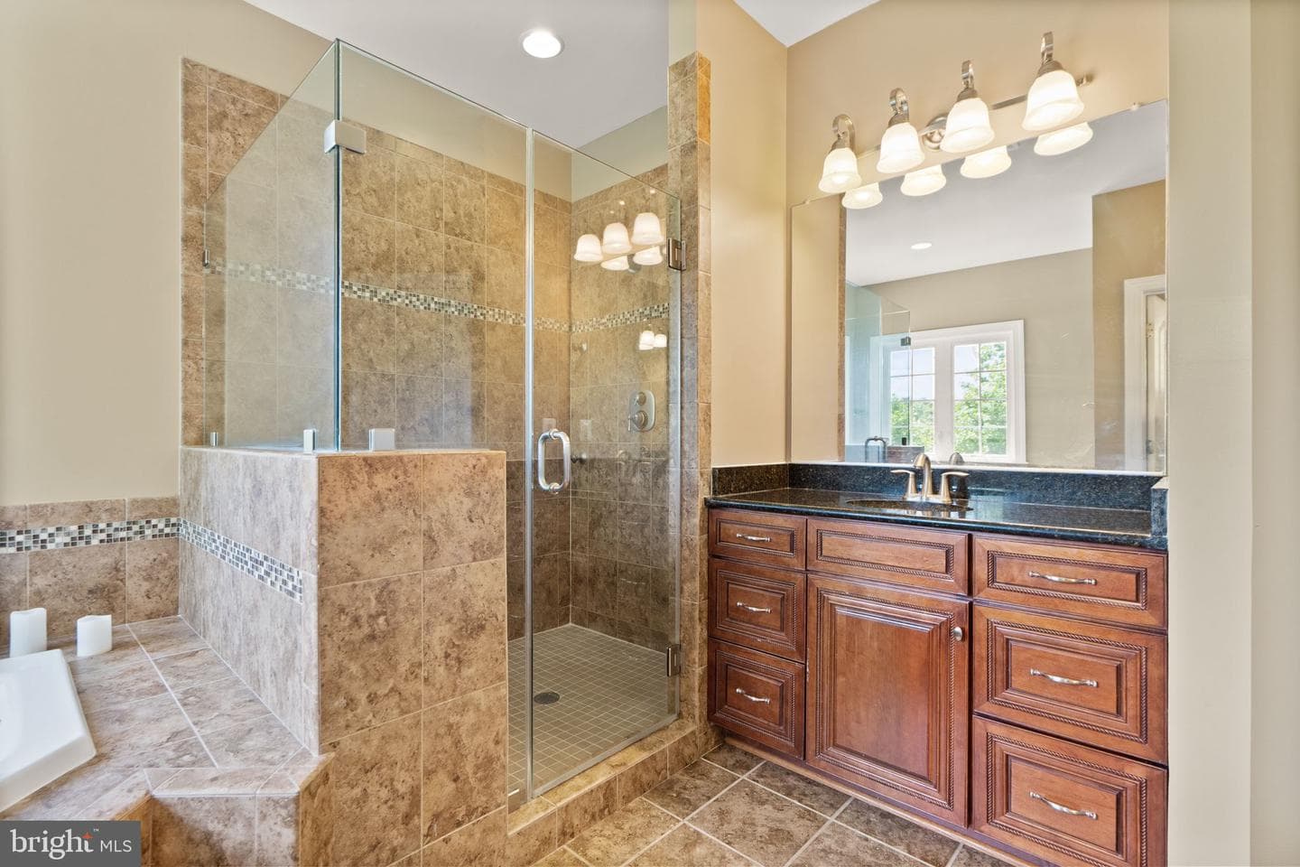 100 Lupine Drive photo 40