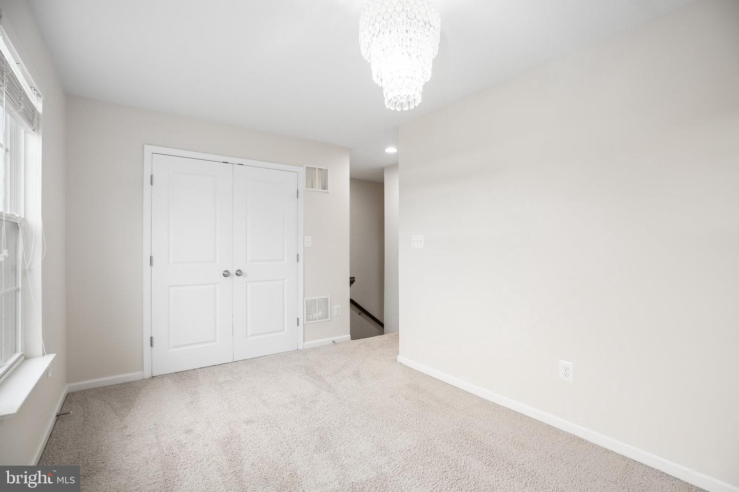 118 Apricot Street photo 9