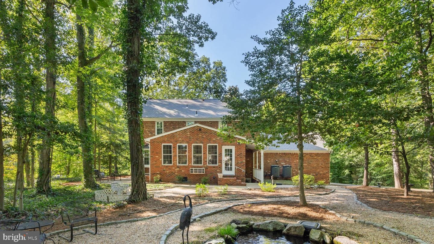1009 Hillcrest Terrace photo 41