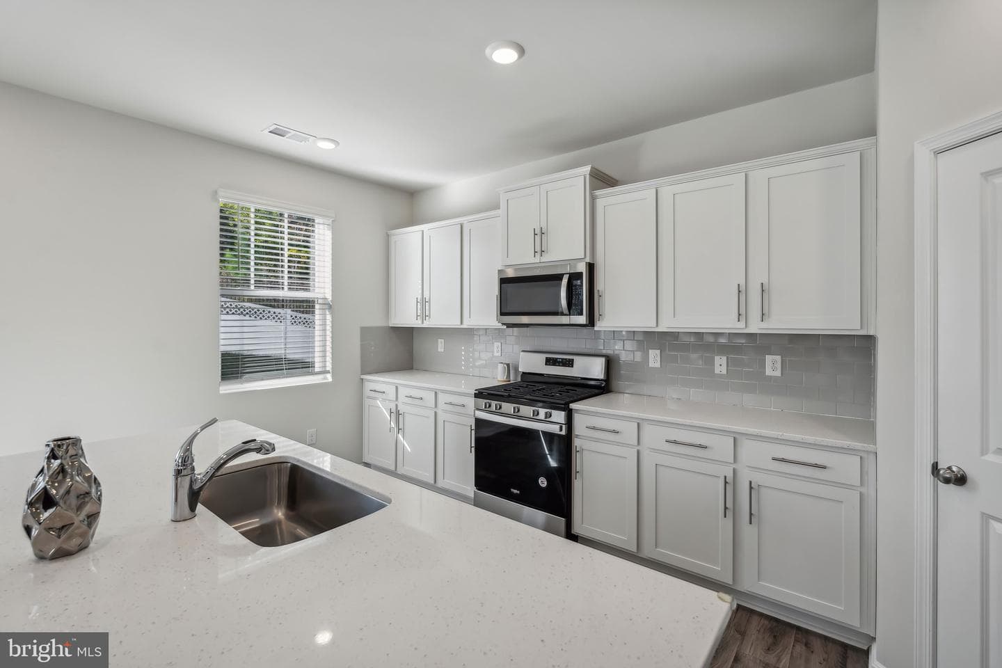 28 Port View Drive photo 6
