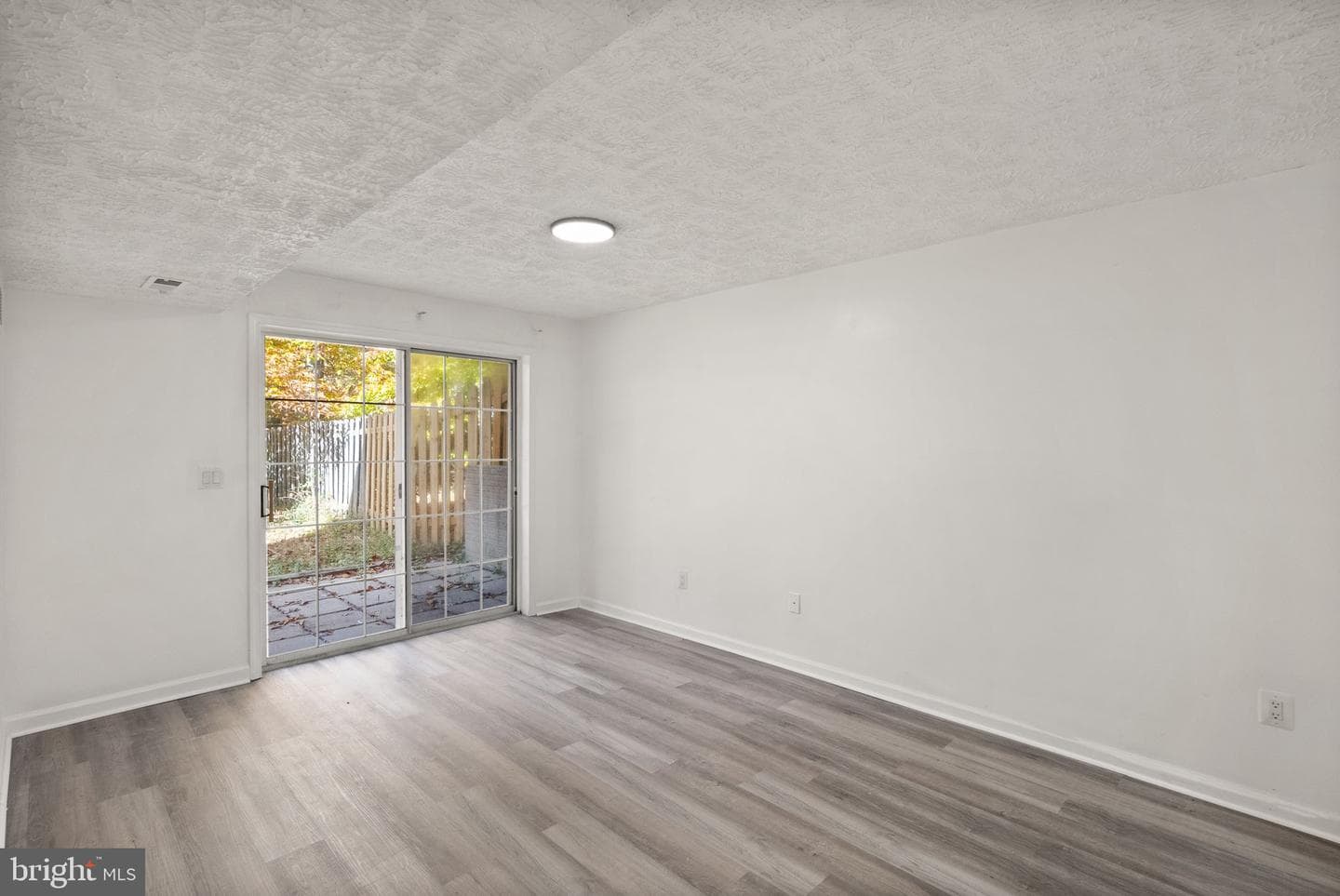 55 Meadowood Drive photo 44