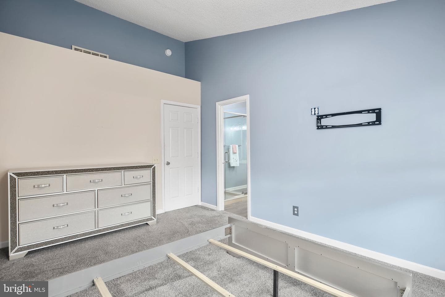 208 Batley Court photo 13