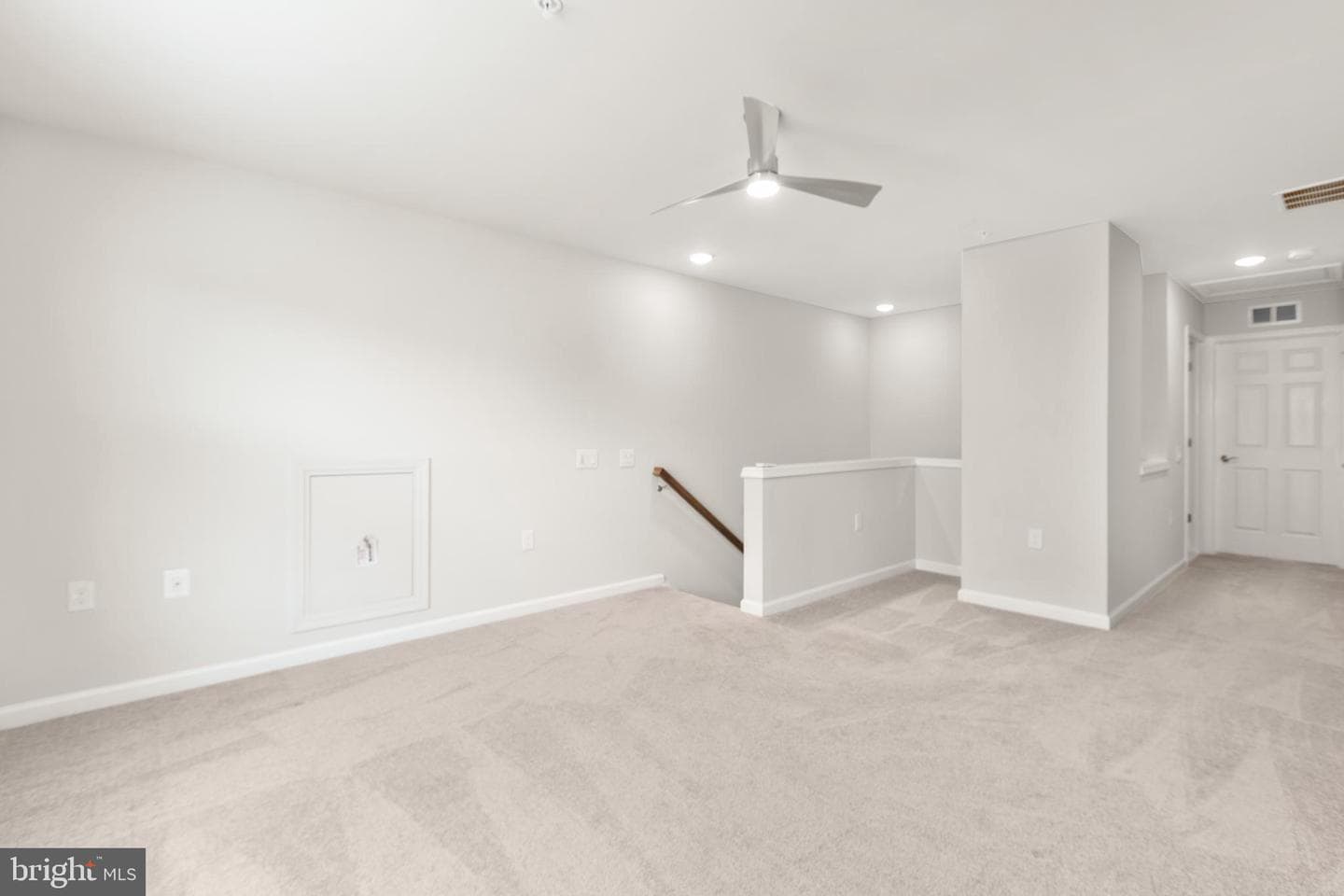 204 Castle Hill Drive photo 33