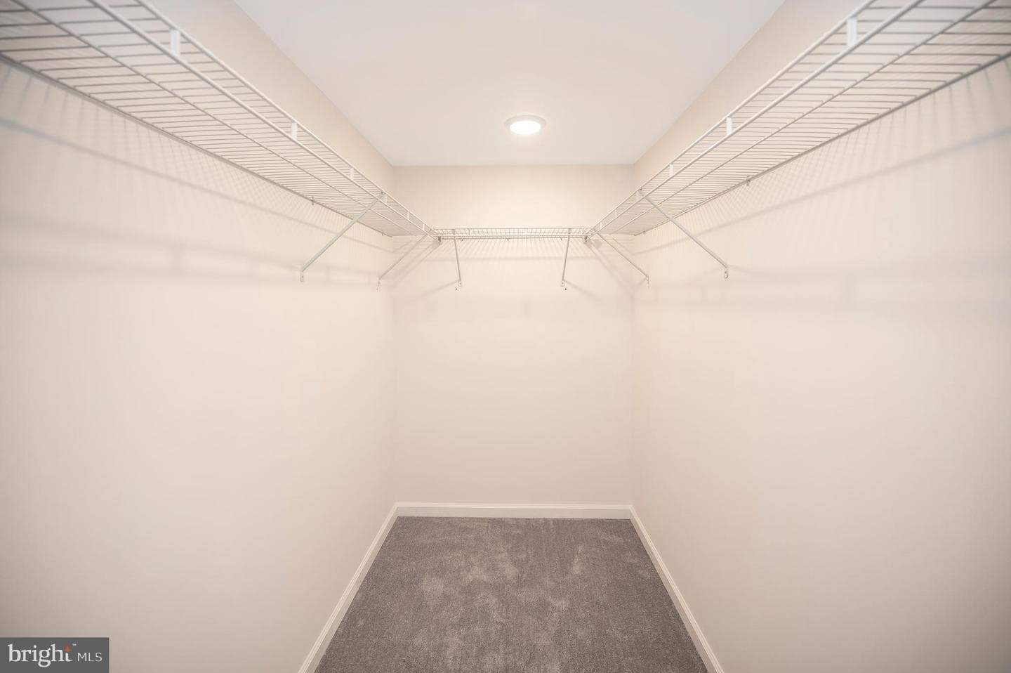 175 Meadows Road photo 22