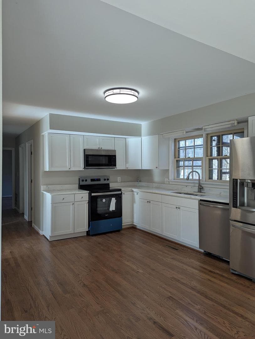 406 Nob Hill Drive photo 40