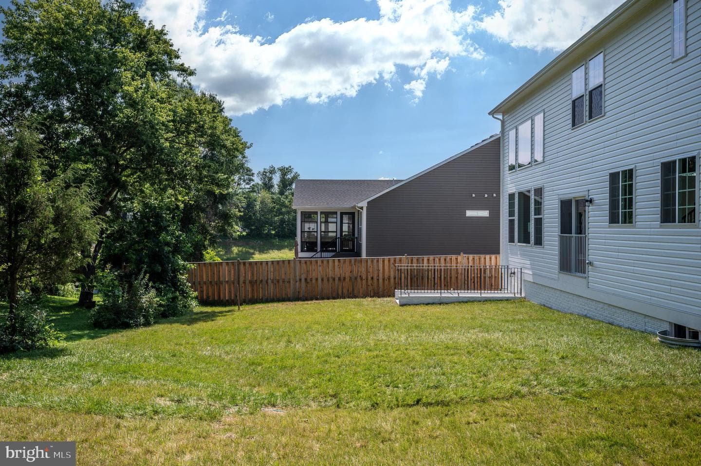 623 Plainview Drive photo 6