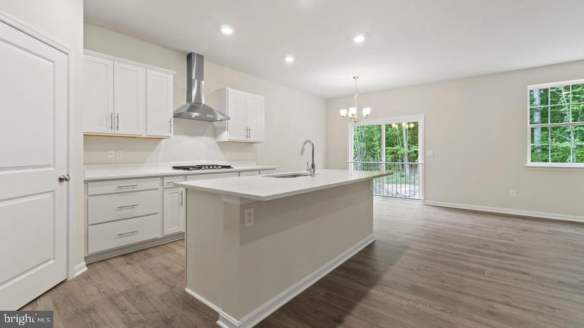 800 Long Meadow Drive photo 7