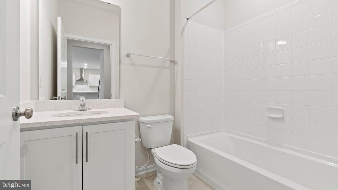 805 Long Meadow Drive photo 9