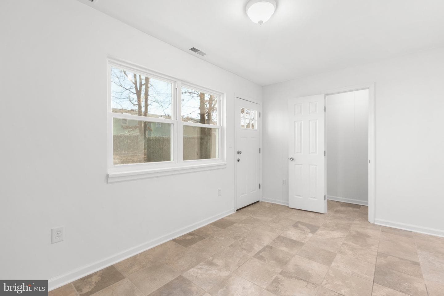 817 Anvil Road photo 18