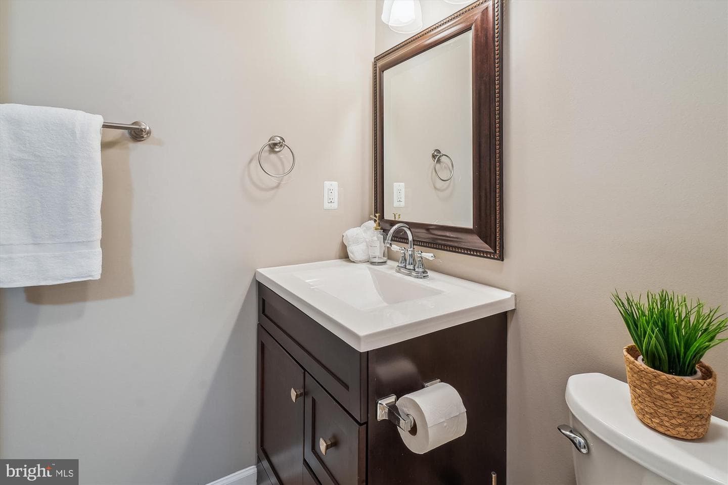 12 Taylors Hill Way photo 32
