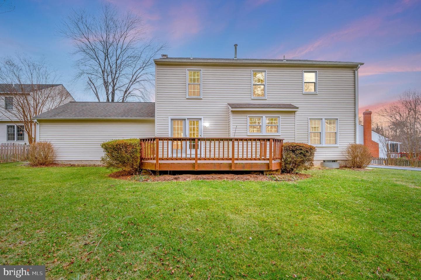 8 Oakbrook Court photo 2