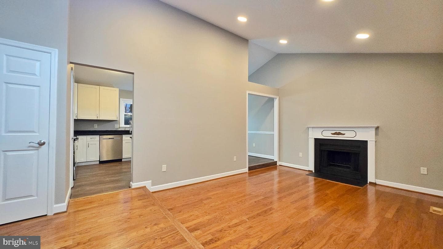 2 Bryant Boulevard photo 4