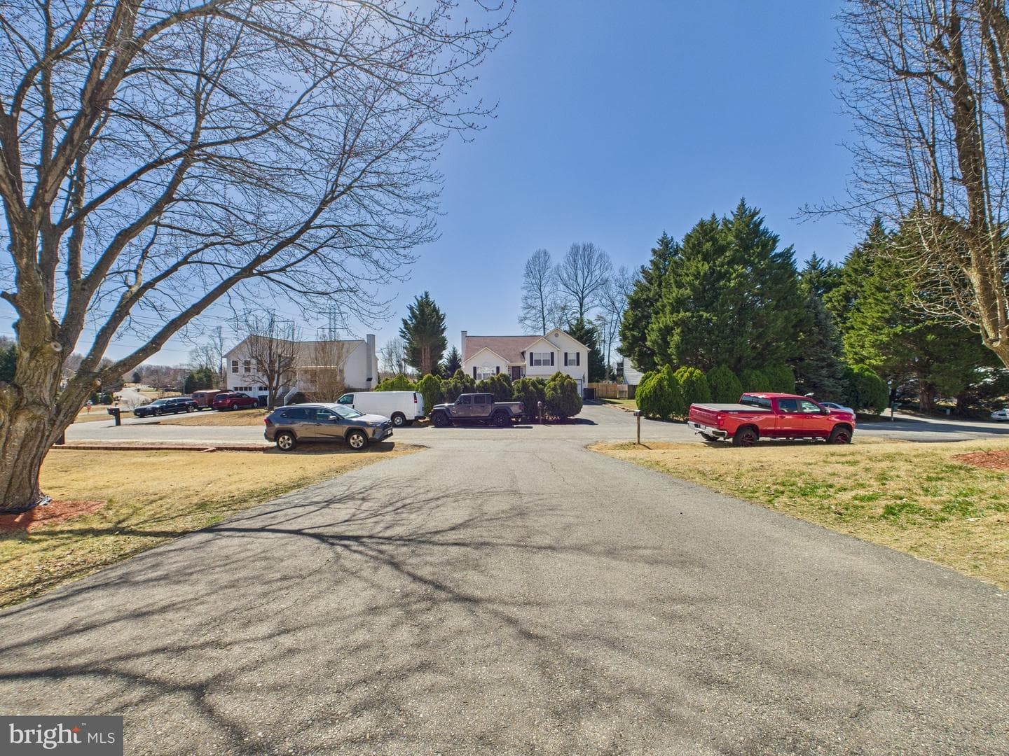 7 Bloomington Lane photo 39