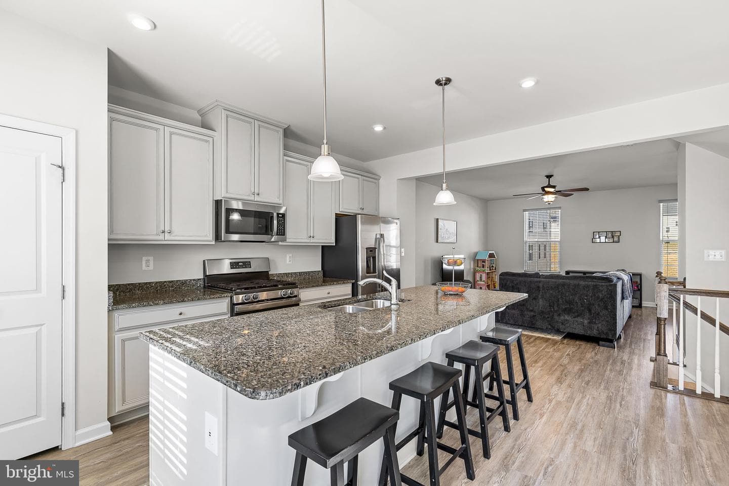511 Landing Drive photo 5
