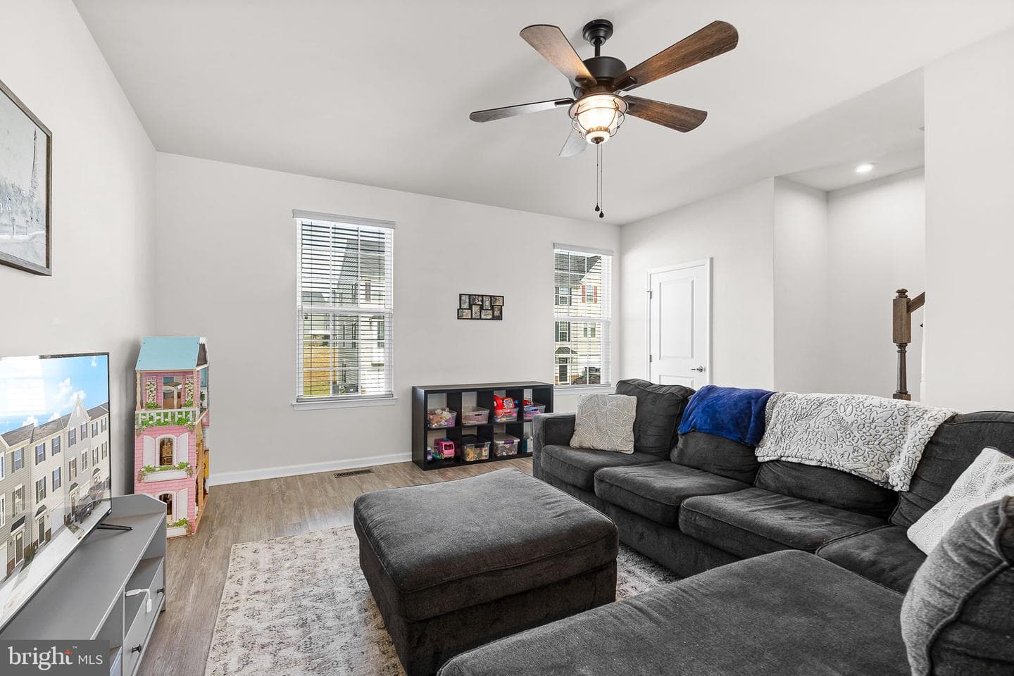 511 Landing Drive photo 9