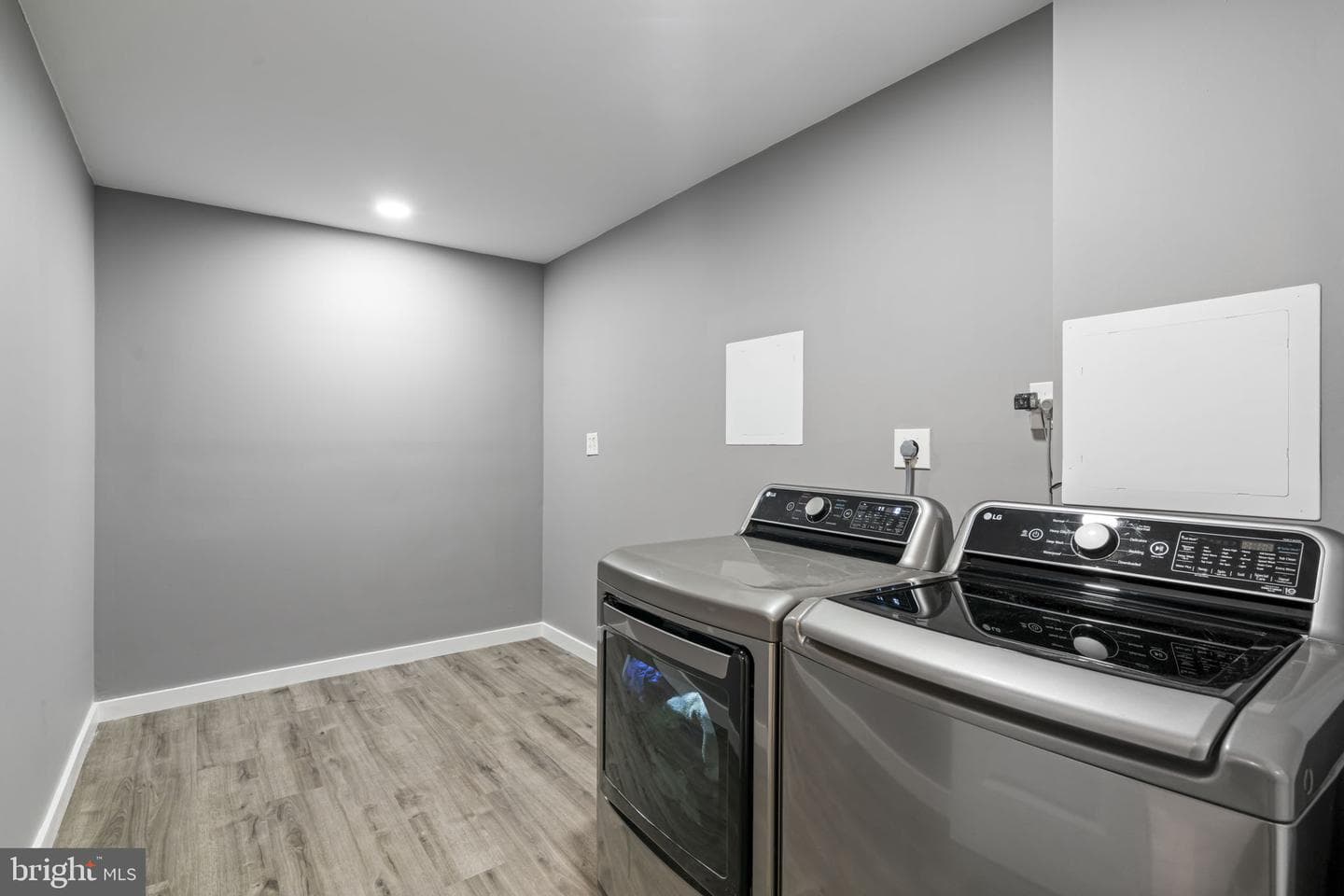 6 Laurel Lane photo 27