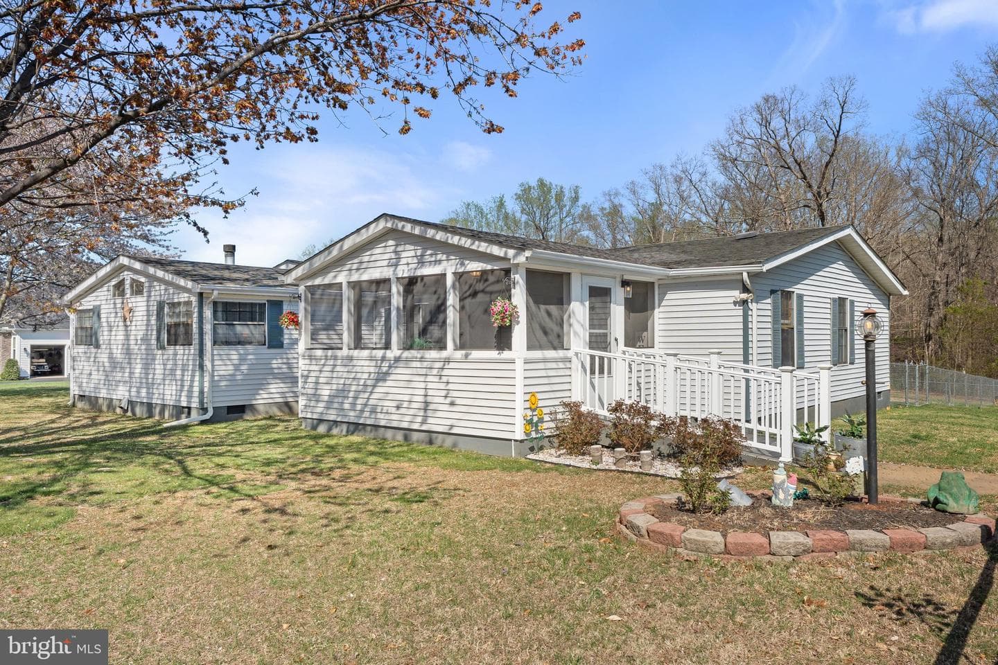 166 Toluca Road photo 22